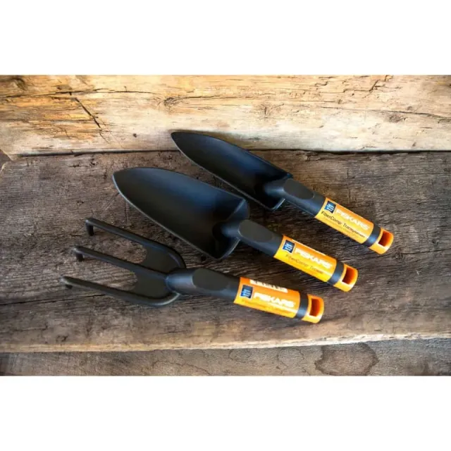 Fiskars Composite Cultivator Garden Hand Tool Lightweight Rustproof